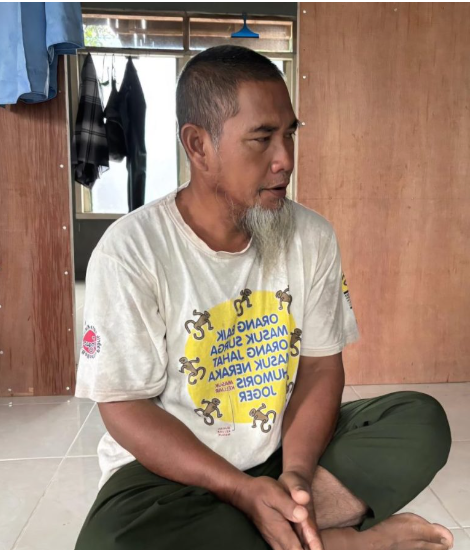 Abdul Kadir, nelayan dari Jenebora, Kabupaten Penajam Paser Utara (PPU) yang berada di kawasan Teluk Balikpapan. (Almerio Pratamaintuisi.co)
