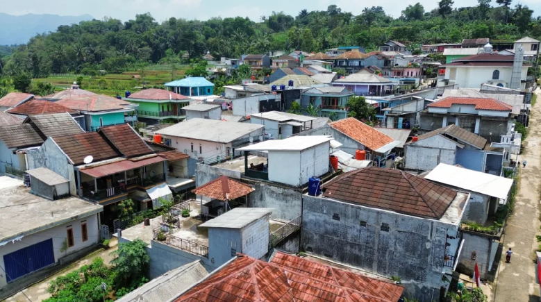 Komplek hasil relokasi Kp. Pasir Purut diambil dari foto udara. (Foto: Rangga Firmansyah/harnas.id)