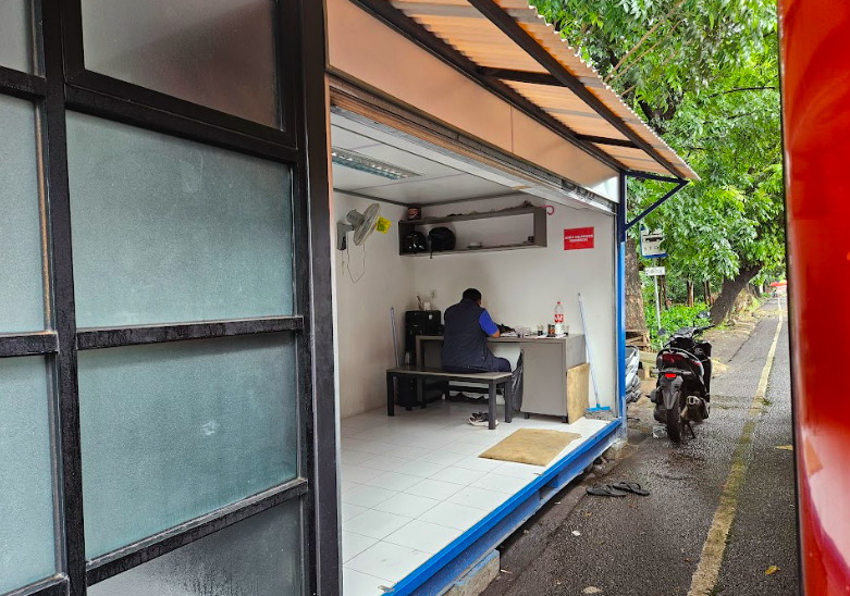Halte stasiun Feeder di Bintaro (Foto Fadia)