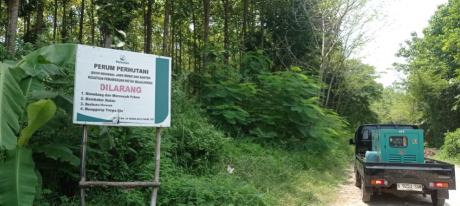 Akses penghubung antara Desa Cupang dan Ciwaringin di Kabupaten Cirebon. Foto Sudirman WamaddetikJabar
