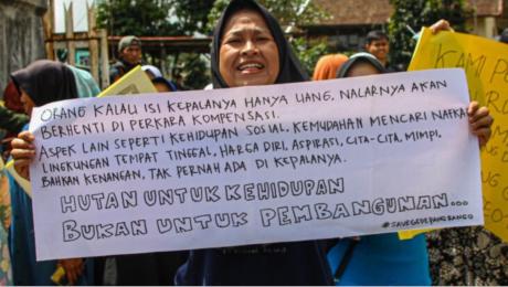 Perempuan menolak geothermal