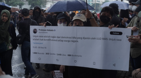 Aksi demo tagar Indonesia Gelap 